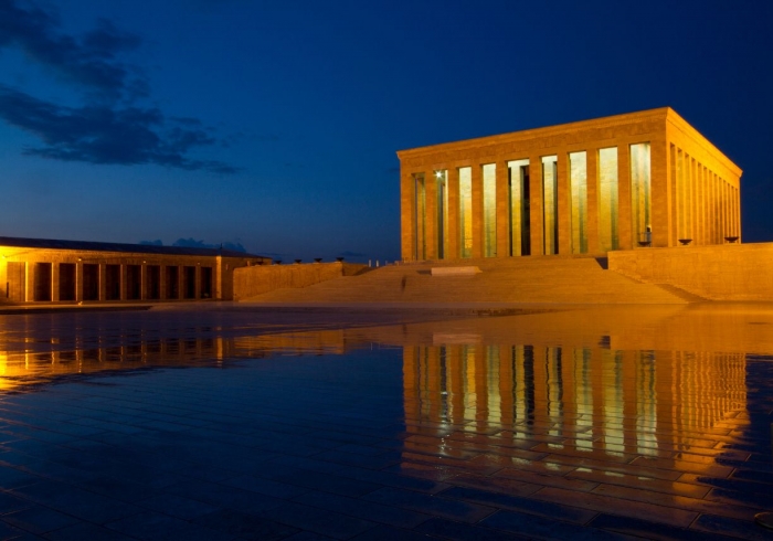 สุสานอตาเติร์อก(Anıtkabir)